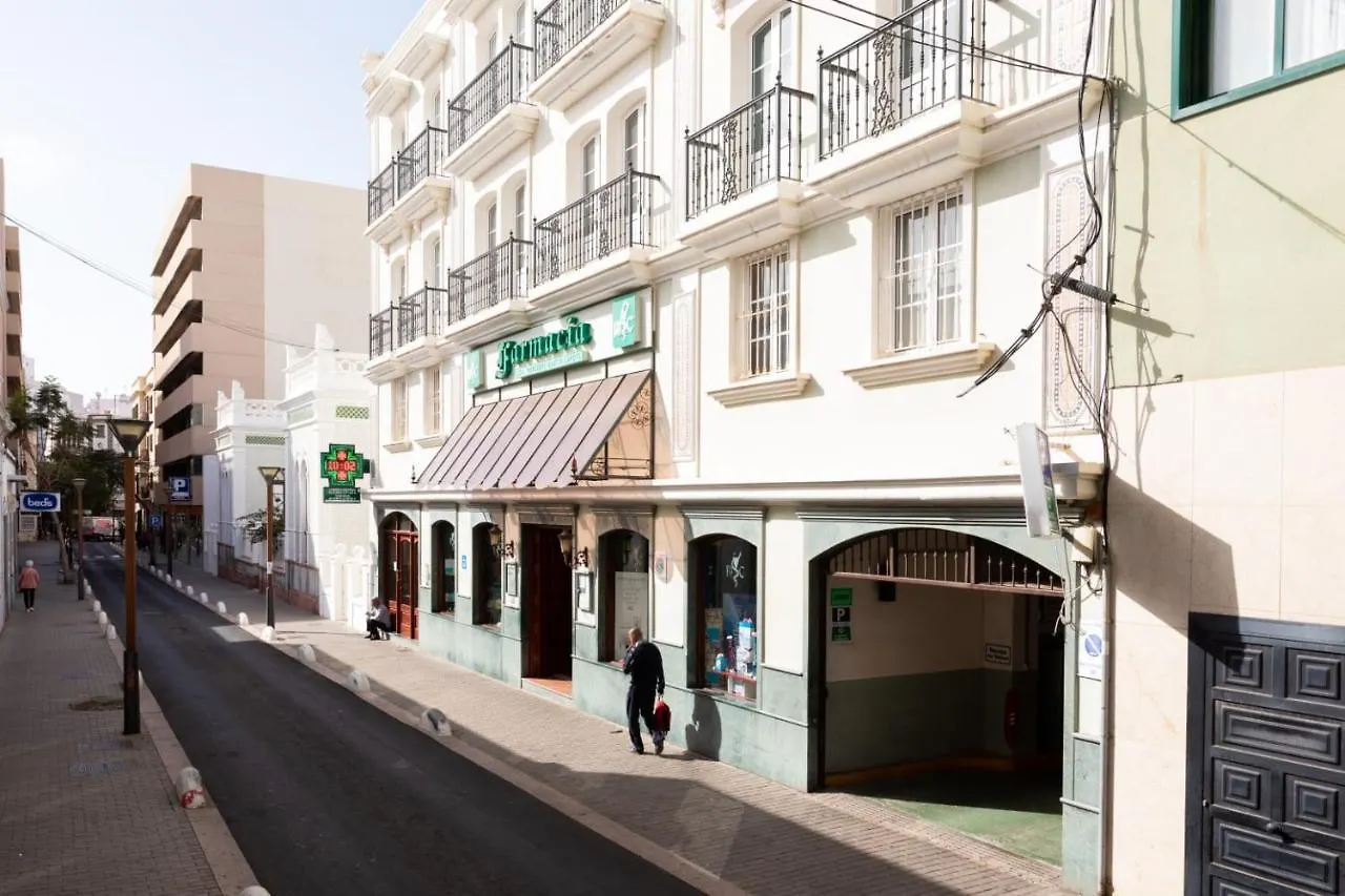 Rooms & Suites Loft 2G Deluxe Edition Arrecife Spanien
